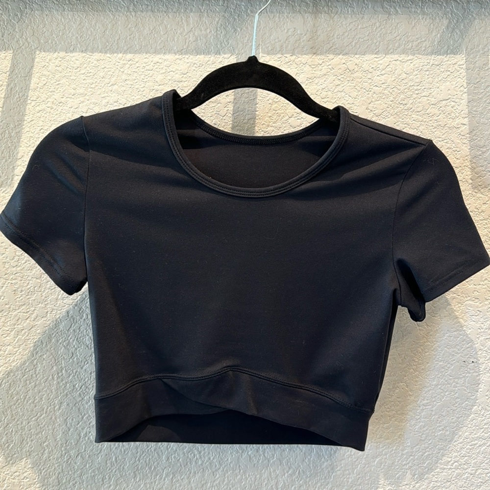 Fabletics crop top
